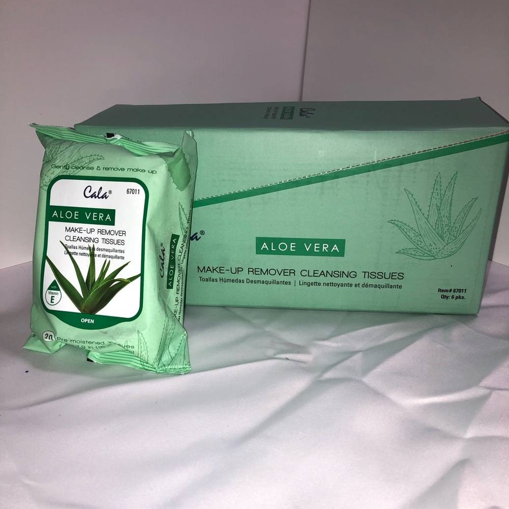 Makeup remover wipes
